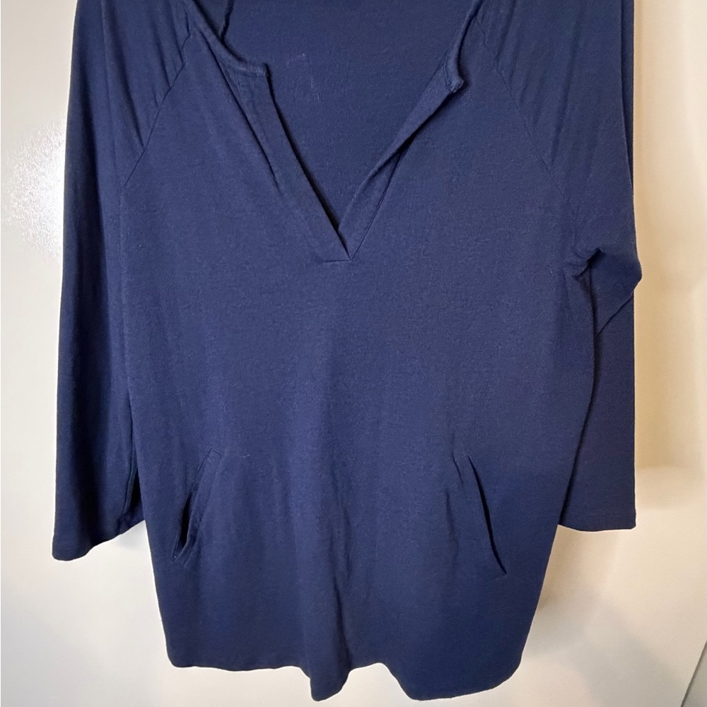Lilly Pulitzer Navy Blue Tunic Top with pockets